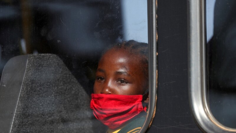 دست‌کم ۱۵ نفر به دليل معطلی در مرز آفریقای جنوبی و زیمبابوه کشته شدند