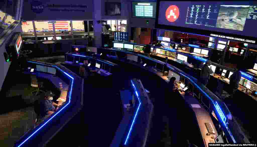 A küldetést a NASA Kalifornia állambeli&nbsp;Jet Propulsion Laboratóriumból, ebből az irányítószobából vezényelték le.