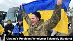 300 українців повернулися з полону: як зустрічали українських захисників