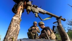 Військові підрозділу протиповітряної оборони Окремої президентської бригади відстежують переміщення російських дронів. Київщина, вересень 2026 року 