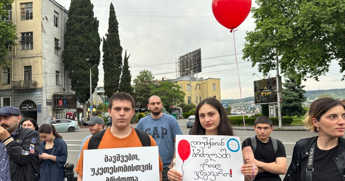 “თუ ბავშვები გადარდებს, წამალს ნუღარ გადადებ” - მსვლელობა დიუშენის სინდრომის მქონე ბავშვების მხარდასაჭერად