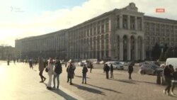 «Ми вдома, чому має бути паніка?» Як живе Київ після заяв про можливу атаку Росії на місто – відео