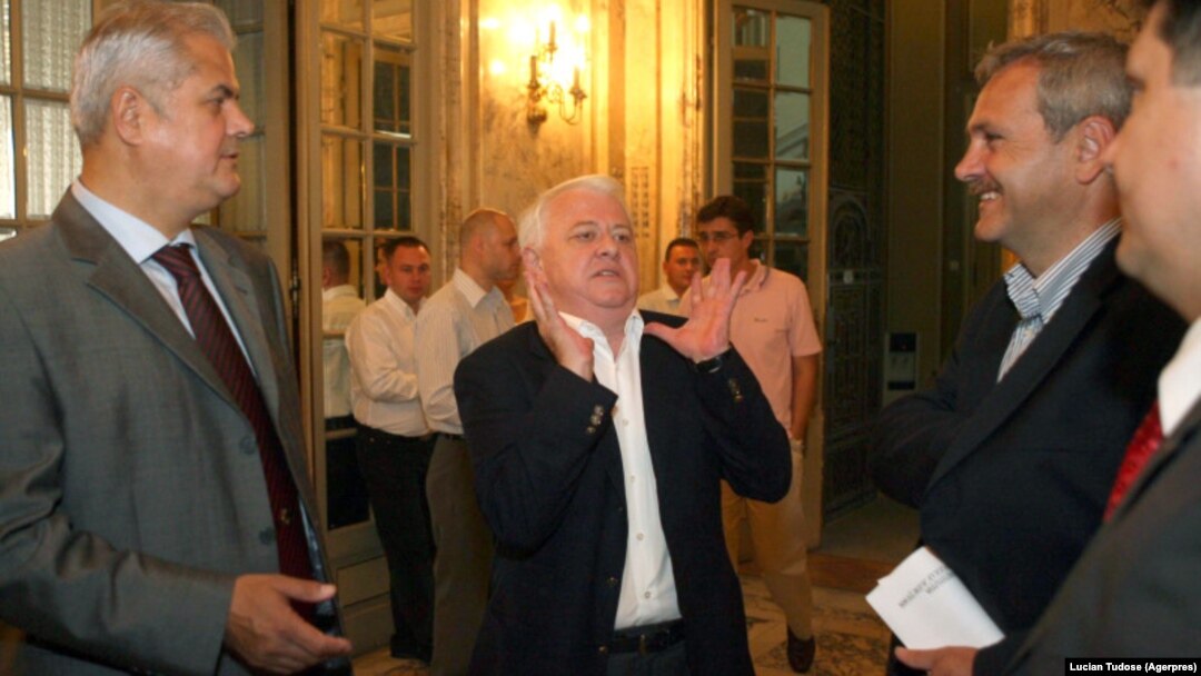 Politicienii care conduceau România la intrarea în UE. Numele și figurile s-au schimbat între timp, principiile mai puțin.