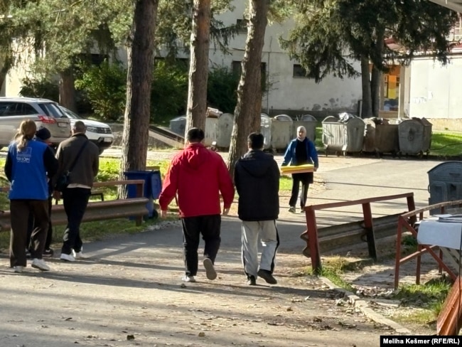 Kampi për migrantë, Bllazhuj.