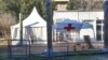Šatori u kojima protestuju medicinski radnici ispred zgrade Vlade HNK