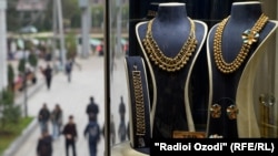 Дукони маснуоти заргарӣ дар Душанбе