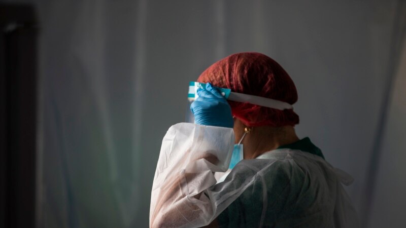 Севастополь: за сутки коронавирусом заразились 34 человека, один пациент умер – власти