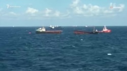 У входа в пролив Босфор пополам раскололось судно, побывавшее в Крыму (видео)