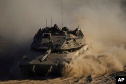 Një tanke izraelite në kufirin me Rripin e Gazës në Izraelin jugor, 3 shtator 2025.