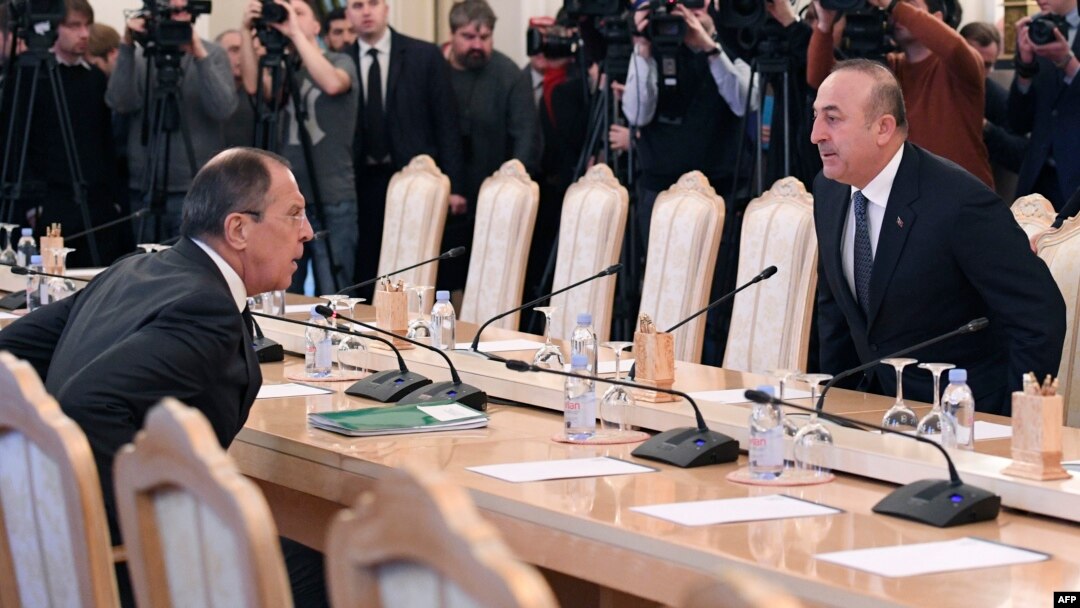 Nada u mogućnost sklapanja sporazuma o sirijskoj krizi: Sergej Lavrov i Mevlut Čavušoglu u Moskvi