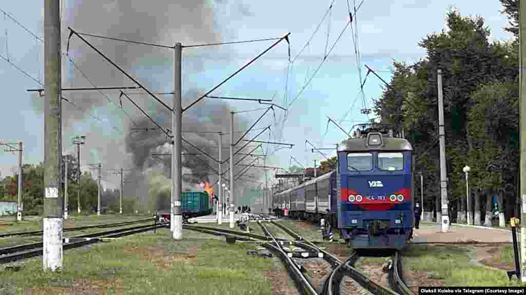 Olekszij Kuleba ukrán miniszterelnök-helyettes október 7-én kijelentette, hogy a Oroszország arra törekszik, hogy „megbénítsa az ukrán vasút működését, amely továbbra is az ország egyik legfontosabb közlekedési formája”