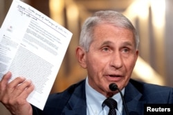 Dr. Anthony Fauci, principalul responsabil de specialitate al programelor medicale de combatere a pandemiei în Statele Unite. REUTERS