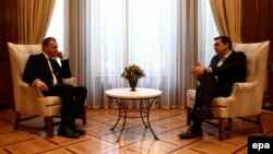 Претседателот на Европскиот Совет, Доналд Туск, со грчкиот премиер Алексис Ципрас на средба во Атина во 2016 година