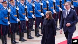 Presidentja greke, Katerina Sakellaropoulou, dhe ai serb, Aleksandar Vuçiq. Beograd, 28 mars 2023.