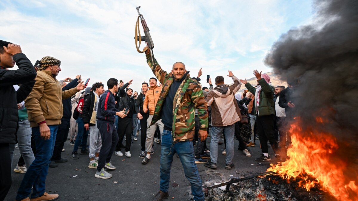 Бунтовнически групи започнаха изненадваща офанзива срещу режима на Башар ал-Асад