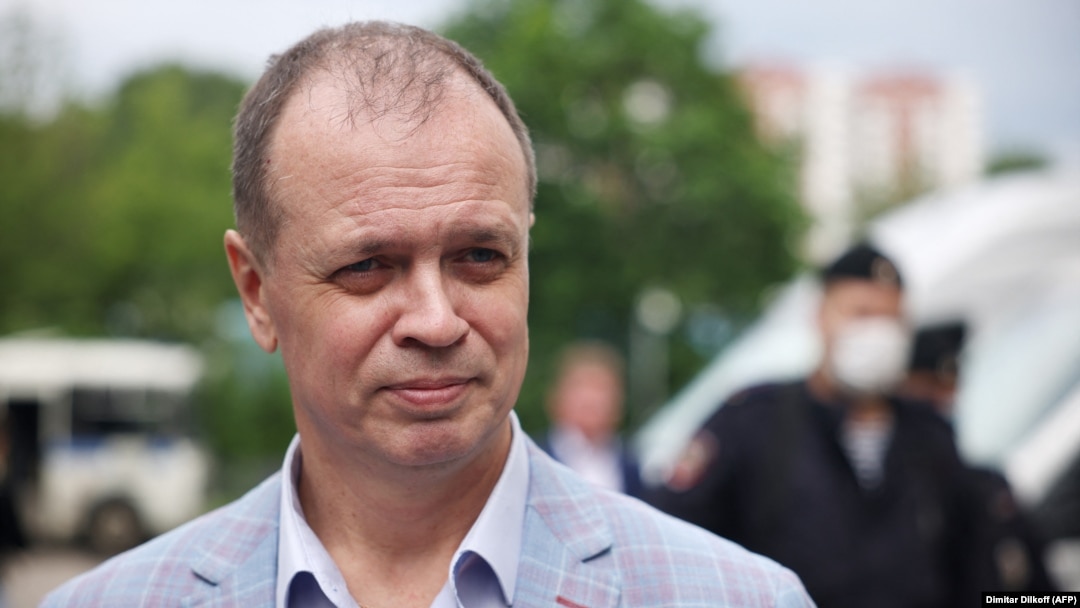 Din fericire pentru el, avocatul Ivan Pavlov a reușit să fugă din Rusia înainte să-i fie aplicată eticheta de „agent străin”, la scurt timp după ce i-a fost deschis dosar penal despre care Pavlov spune că sunt instrumentate politic