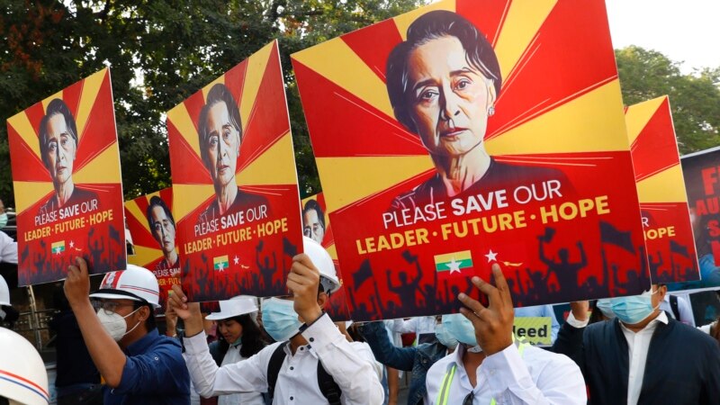 Бехке яц? Аун Сан Су Чжина тIехьерчийна а, цунна тIекхоьллина а долу къинош
