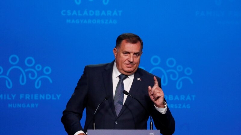 Dodik: Povlačimo saglasnost za Oružane snage i VSTV