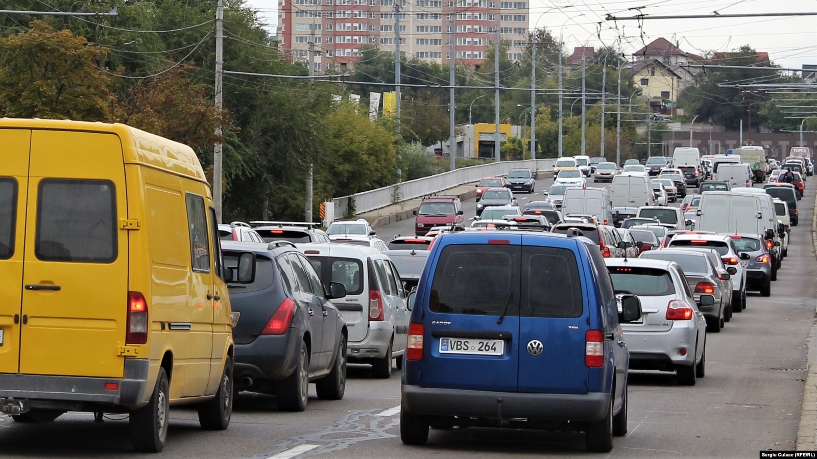 Ai mașină, ești bun de plată: Guvernul propune impozite rutiere noi, din 2028 - vinietă și taxă pe vehicul