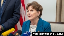 Сенатор Джин Шахин