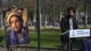 احمد مسعود هنگام سخنرانی در مراسم رونمایی از لوح یادبود پدرش در پاریس، مارس ۲۰۲۰