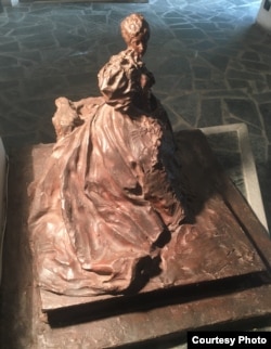 П. Трубецкой. «После бала» (госпожа Хернхаймер в костюме Манон Леско) в Городском музее Сондрио. Фото М. Талалая