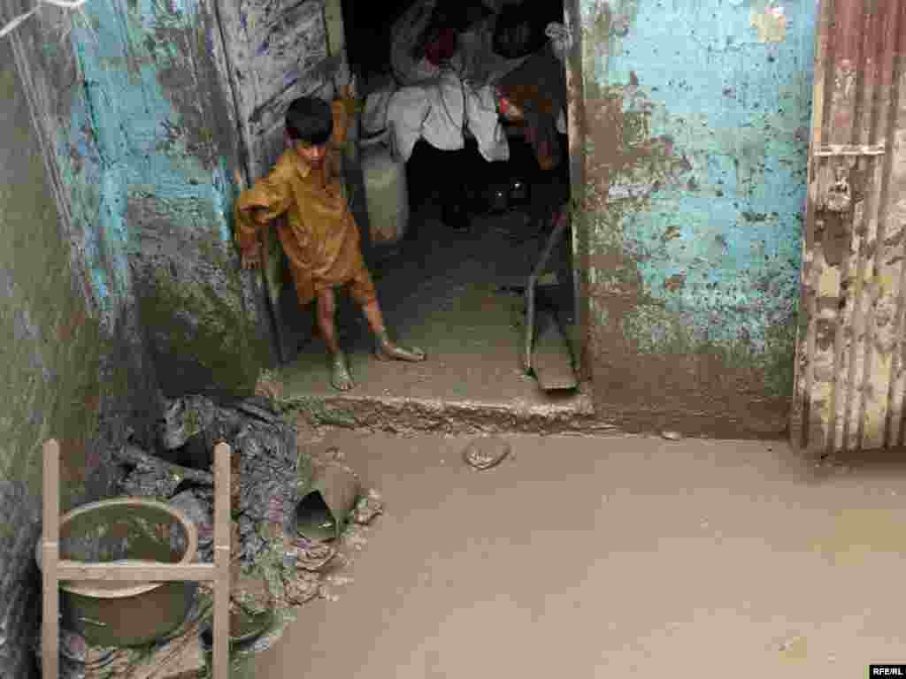 Të prekurit nga përmbytjet #9