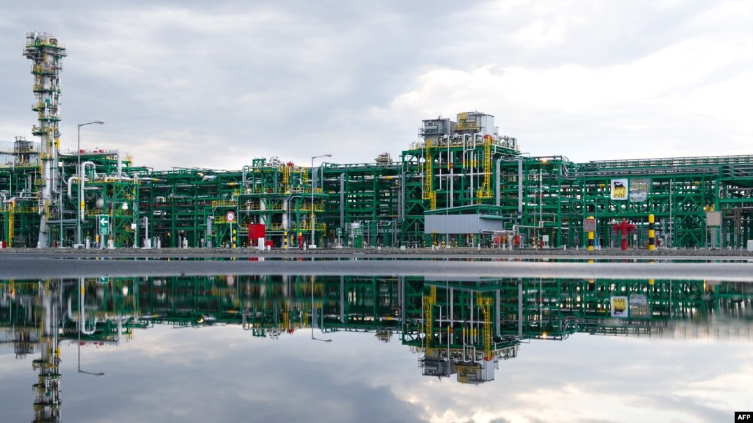 Production at Kashagan, the world's biggest oil discovery in almost 40 years, was delayed for a decade before it began in September 2013. (file photo)