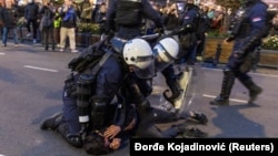 Akcija policije tokom protesta u Beogradu, 31. marta 2026.