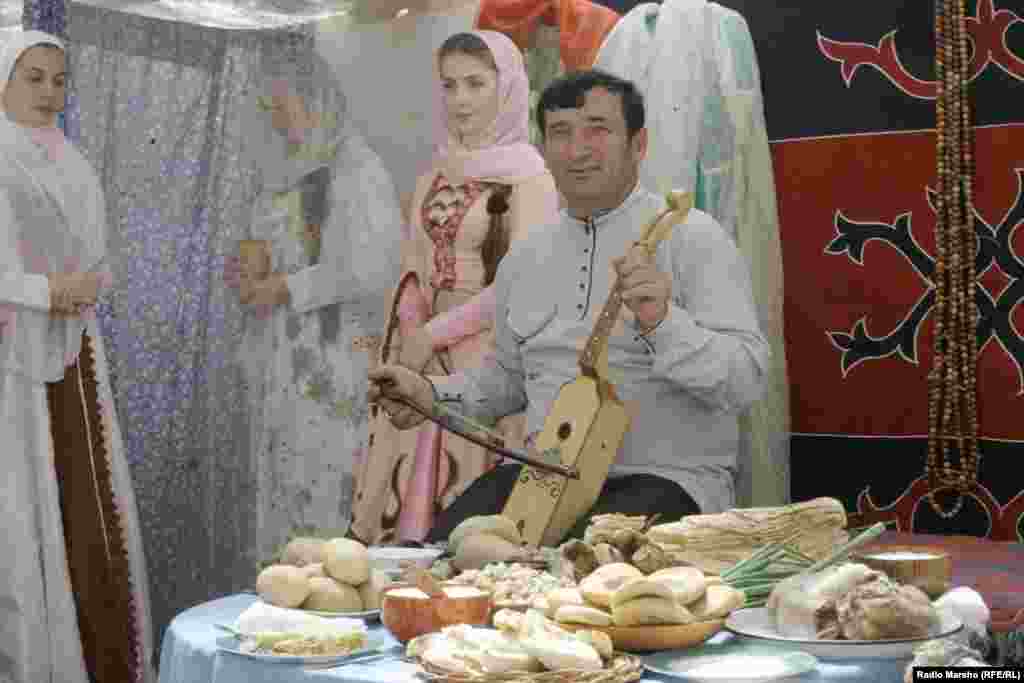 Охан-беттан 25-чу дийнахь нохчийн меттан де даздира Соьлж-гIалахь. 