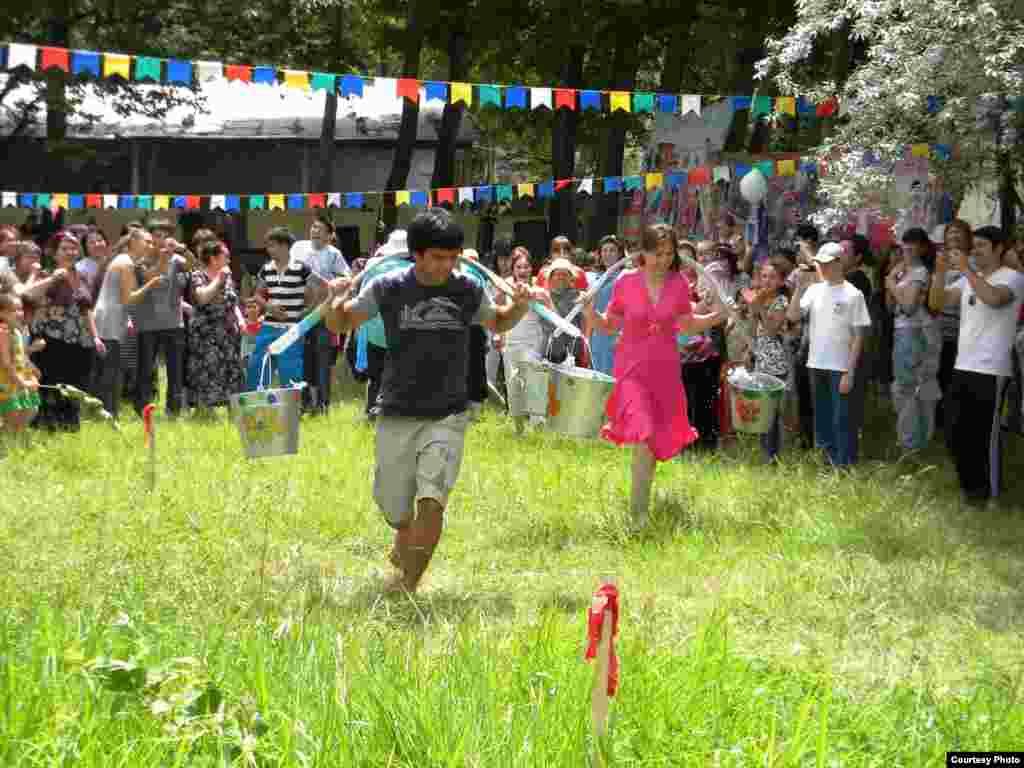 Дүшәнбе Сабан туе мизгелләре