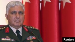 Начальник Генштаба ВС Турции, генерал армии Неждет Озал