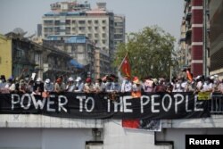 Yangon, Myanmar, 22 februarie, 2021. REUTERS/Stringer