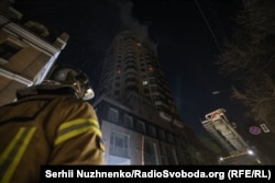 Наслідки влучання російського БПЛА в житлову багатоповерхівку в Шевченківському районі Києва, 3 лютого 2026 року