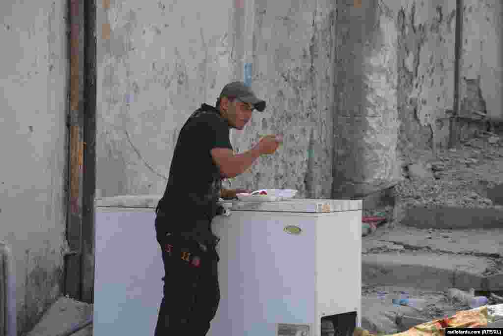 ارتش عراق احتمال می&zwnj;دهد شبه&zwnj;نظامیان این گروه که در محاصره قرار گرفته&zwnj;اند تا آخرین نفر به مبارزه ادامه دهند؛ یا کشته شوند یا خود را منفجر کنند. 