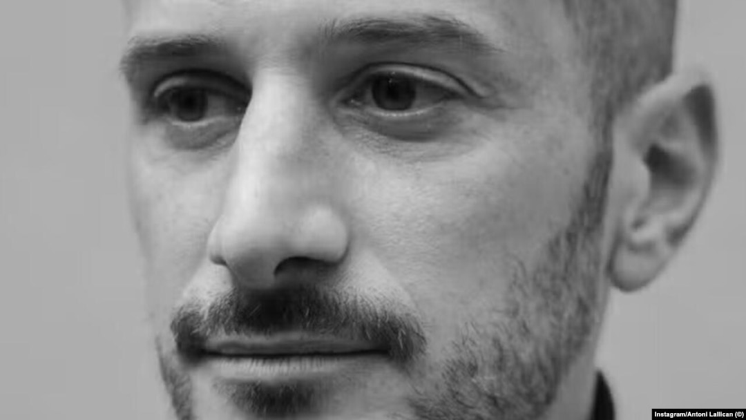 Эротикалық телешоуларды қараңыз