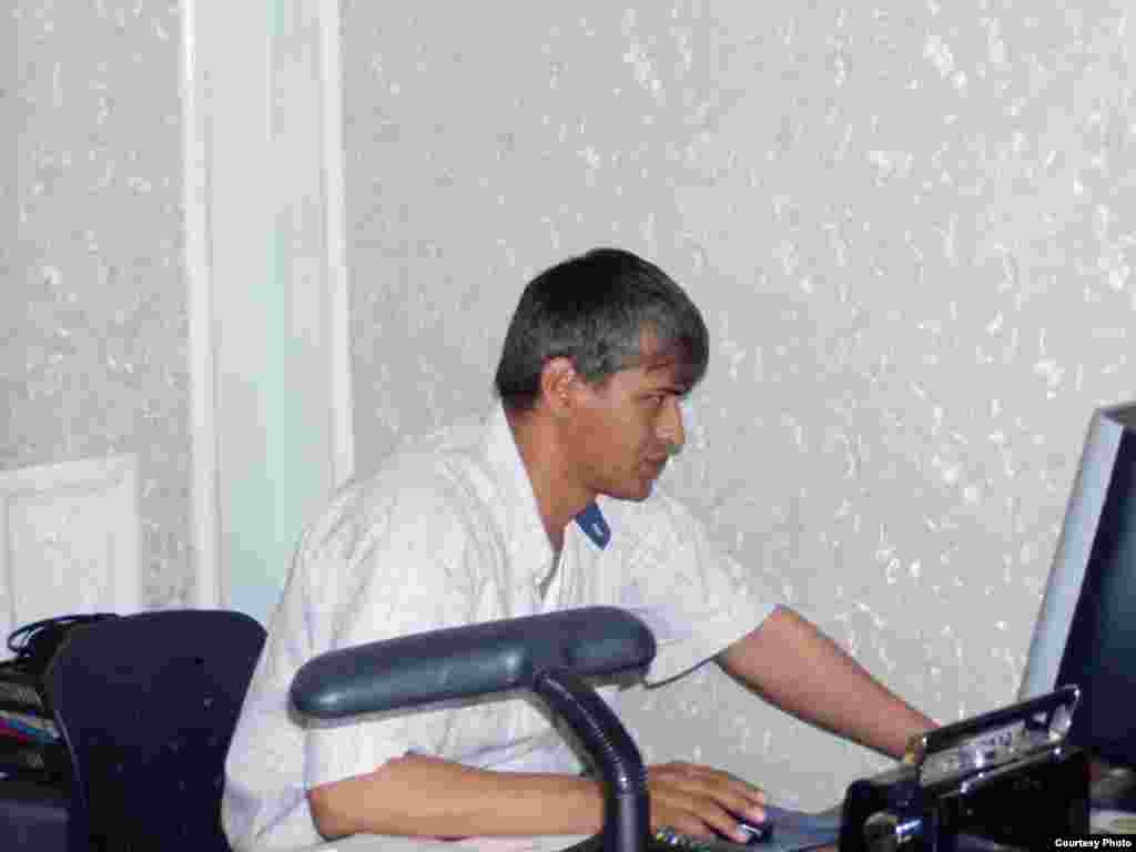 2005 йилнинг 12 декабр кунига қадар Тошкент бюросига Раҳматжон Қўлдошев раҳбарлик қилди.