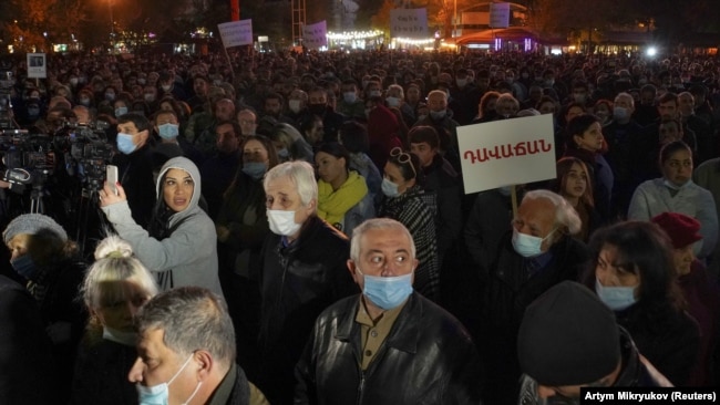 ARMENIA -- People attend an opposition rally to demand the resignation of Armenian Prime Minister following the signing of a deal to end the military conflict over Nagorno-Karabakh, in Yerevan, November 13, 2020
