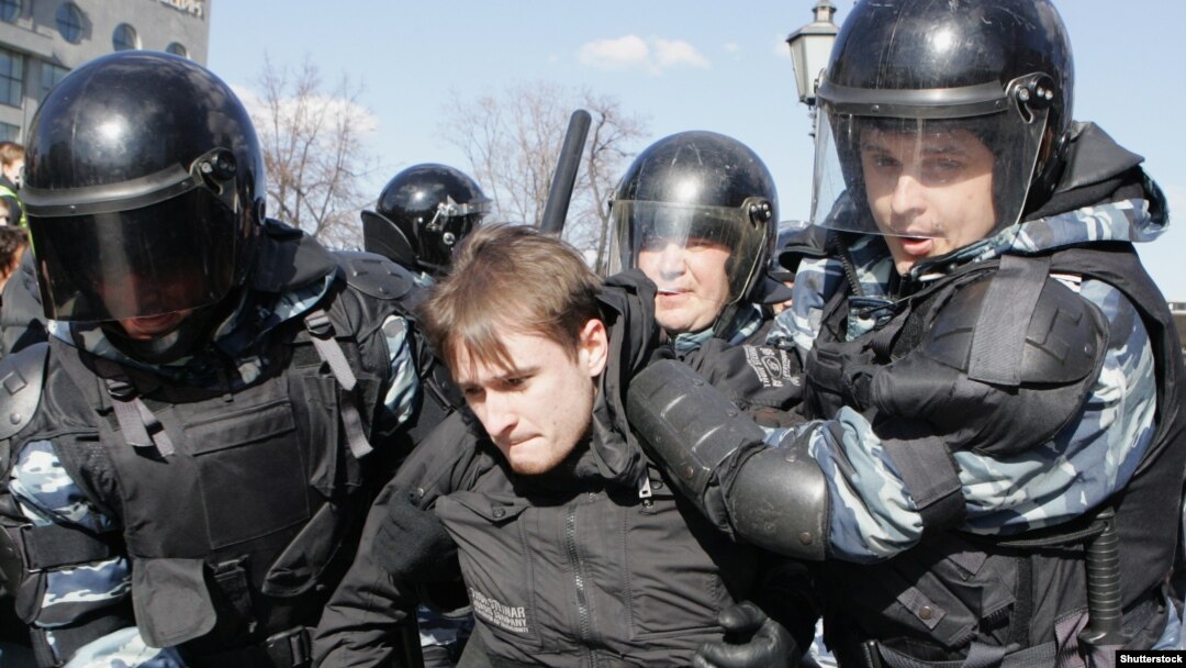 Задержание участника акции против коррупции 26 марта 2017 года в Москве (иллюстративное фото)