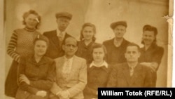 Deportaţi germani, lagărul din Dniprodzerjînsk, 1947 (Foto: arhiva William Totok)