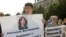 Наталья Эстемирова  боролась с похищениями людей в Чечне, пока сама не стала жертвой похищения... 