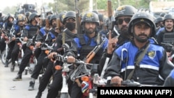 A file photo of Pakistani members a police force in Quetta, Pakistan.