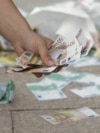 Në gusht 2025, shoqëria civile organizoi një protestë para Kuvendit të Kosovës, në kohën kur deputetët nuk po arrinin të konstituonin organin ligjvënës. 