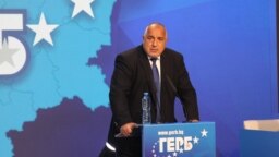 Бойко Борисов нееднократно е отричал да има нещо общо с въпросния имот в Барселона