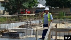 Работа на терен - архивска фотографија (илустрација)