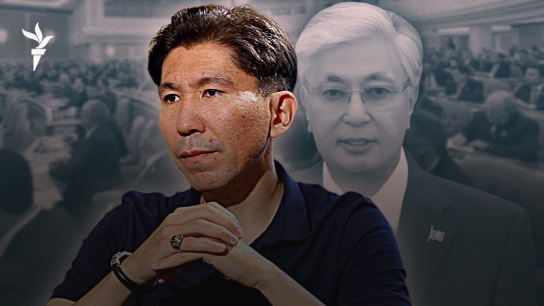 Веб-камерада бір қызға жұлқылау Анасы ұлын жыныстық қатынасқа түсуге көндірді