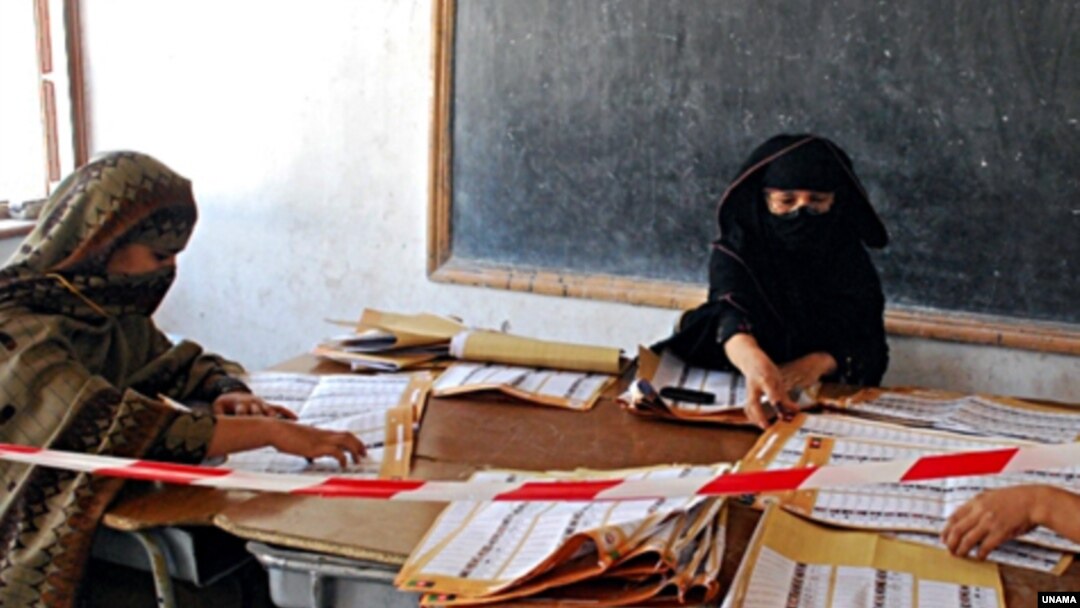 Vote counting in Nangarhar Province