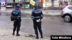 Poliția, în apropierea Pieței Centrale din Chișinău