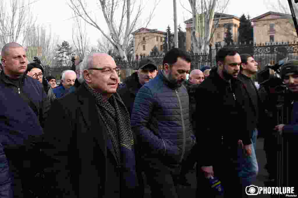 Opposition politicians rally near the National Assembly building in the north of Yerevan.&nbsp;