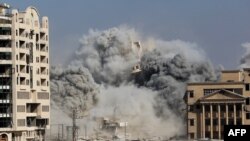 ღაზაში ისრაელის დაბომბვის შედეგად დანგრეული შენობა. 8 სექტემბერი, 2025 წელი